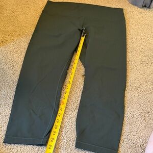 Women’s Active Crop Leggings in Dark Green 23” inseam size 14